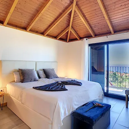 Casa Da Felicidade By Lovelystay Ferienhaus Prazeres