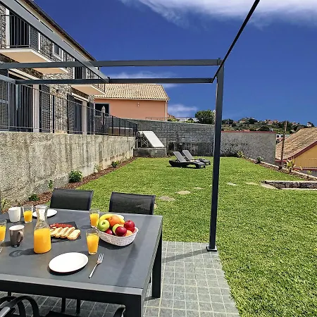 Semesterbostad Casa Da Felicidade By Lovelystay Prazeres